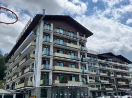 Crystal Residence 625