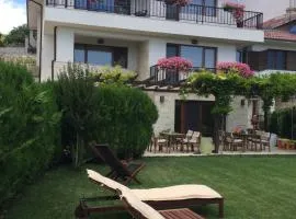 Guest House Balchik Hills