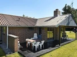 4 person holiday home in Henne-By Traum