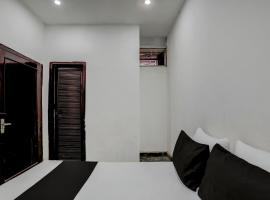 Hotel O THE GRAND, hotel in Noida