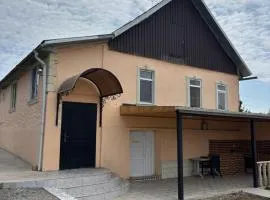 İvanovka House