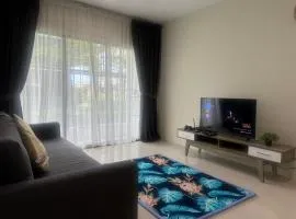 Big big big family escape 4BR side pool view, Ipoh