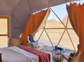 RUM LAURA lUXURY CAMP
