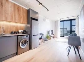 Riverlands - Lux 1 bedroom Apartment with Parking