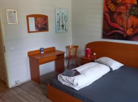 Hotel Restaurant zur Gondel, hotel in Bitterfeld