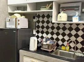 Loft type Condo Unit with pool and netflix
