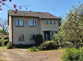Vorstadt-Villa Apfelroute