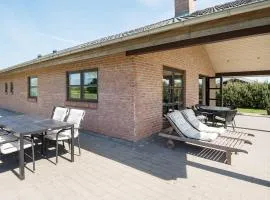 8 person holiday home in Sydals-By Traum