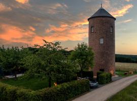 EifelturmSuite, Hotel in Utscheid