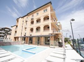 Hotel Euro、ベッラーリア・イジェア・マリーナのカプセルホテル