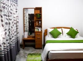 House Of Flowers, hotel in Ella