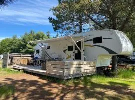 Glamping- Fifth Wheel RV Getaway