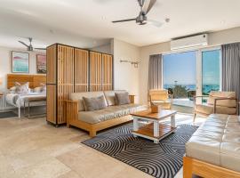 Camps Bay Village, hotel in Kaapstad