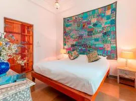 Lake Pichola Hibiscus Hotel