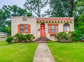 1 Mi to Arts District Modern Hyattsville Hideaway