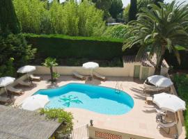 Hotel Les Oliviers, 3-star hotel in Fayence
