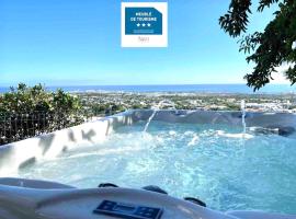 Vaste logement spa vue superbe Ti Kaz Miyou 1, alquiler vacacional en La Possession