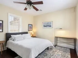 Cute 1bed 1bath 4blocks from French Q and steps to Jazz & music venues