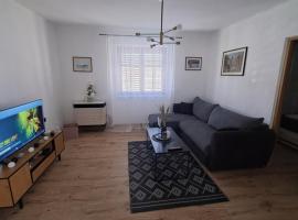 Apartman elizabeta Vinkovci, self catering accommodation in Vinkovci