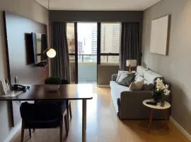 Ótimo apartamento Batel até 4 pessoas! Apartamento em hotel serviço 24h
