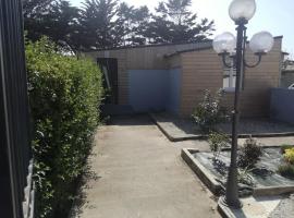 Maison bord de mer, hotel i Saint-Georges-de-la-Rivière