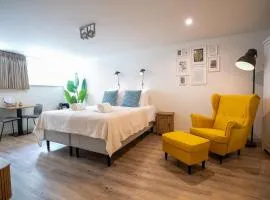 Nassau Canal Suites - in the heart of the city