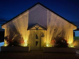 Ulverstons little gem - Sleeps 2 - Free Parking, hotel in Ulverston