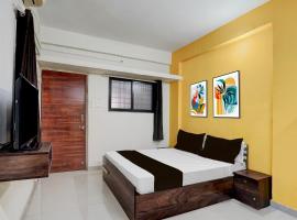 Hotel O 24k GOLD, hotel in Pune