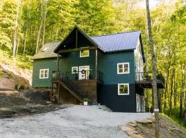 The Greenhouse with Indoor Slide close to Hocking Hills