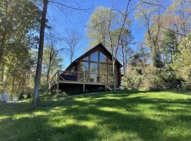 Fern Haven A modern take on Hocking Hills cabins, hotel a Stella