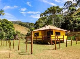 Casa Raizes da Natureza, hotel i Visconde De Maua