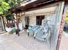 Apartment CEPIC, ξενοδοχείο στο Χέρτσεγκ Νόβι