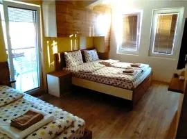 DIN Apartments