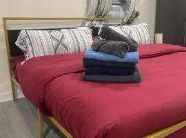 New 4 Apts-198-3 Bed Apt 1st Floor & 3 Bed Apt 2nd Floor - 1 Bed Studio Apt Ground Floor & 1 Bed Studio Apt Ground Floor near Penn Station EWR Airport Hospital NYC