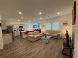 Cozy Magnolia 4BR 3BA Family Home Retreat