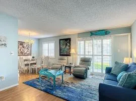 Beachfront Condo at Colony Beach Club - Ocean Views, Pool, Patio, Sleeps 4