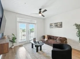 47 Chic 1Bedroom, Pool, Gym & Yoga Studio, Near Stockyards