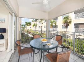 Regal Beach Club #322, beach hotel in George Town