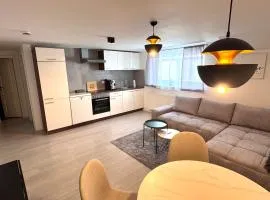 Helle 2-Zimmer Souterrain Wohnung