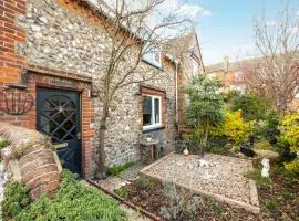 Eva Cottage