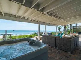 Gone Coastal - Oceanfront Home with a Hotub