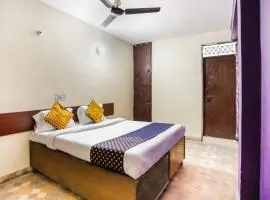 SPOT ON Hotel Harry's 1 Near Select Citywalk Mall