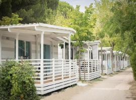 Charming Coastal Stay, hotel in Cesenatico