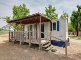 Mobile Home in Italy near the Beach, cabin nghỉ dưỡng ở Cesenatico