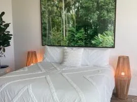 Luxury Designer Suite with Rooftop Pool, Gym