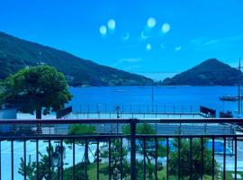 설리리조트펜션, hotel in Namhae