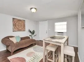 Heights 1BR Near Downtown