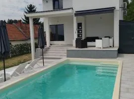 Villa Kally