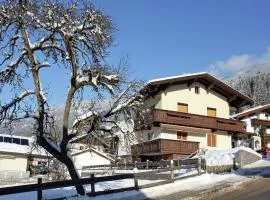 Apartment with balcony in Hart im Zillertaler