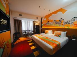 Monkeys Canopy Resort, khách sạn spa ở Kajang
